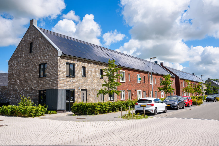 Solceller som gynnar alla boende